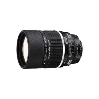 Nikon-135mm f2D AF DC-Nikkor .jpg